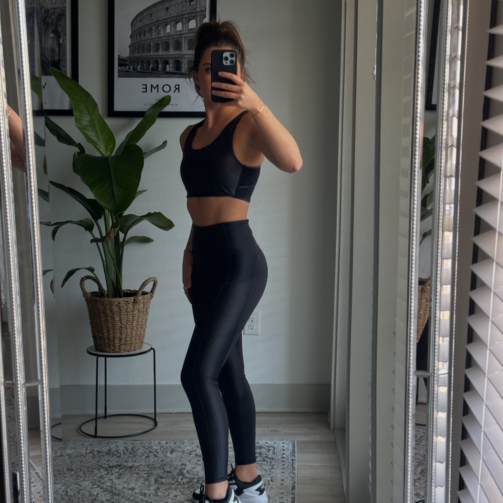 Fabletics Women's Black matching set